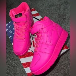 Crown mid Troop girls sneakers sz 13.5 neon pink